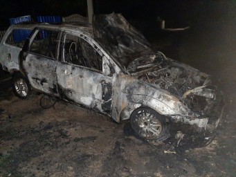 В Берёзе сгорел автомобиль